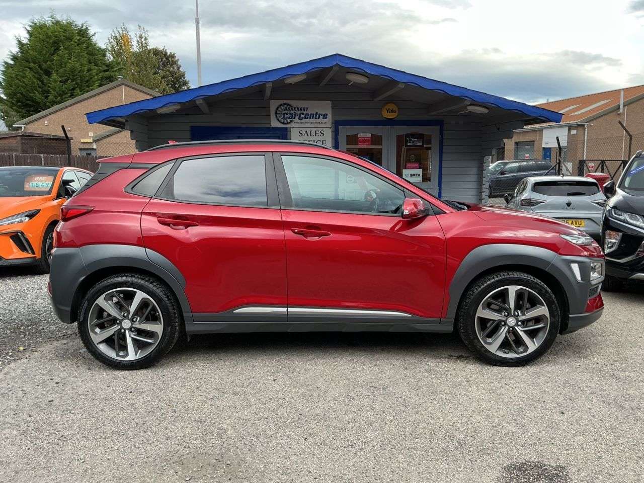 A 2018 HYUNDAI KONA 1.0 T-GDi Blue Drive Premium SE SUV 5dr Petrol Manual Euro 6 (s/s) (120 ps) A 2018 HYUNDAI KONA 1.0 T-GDi Blue Drive Premium SE SUV 5dr Petrol Manual Euro 6 (s/s) (120 ps)