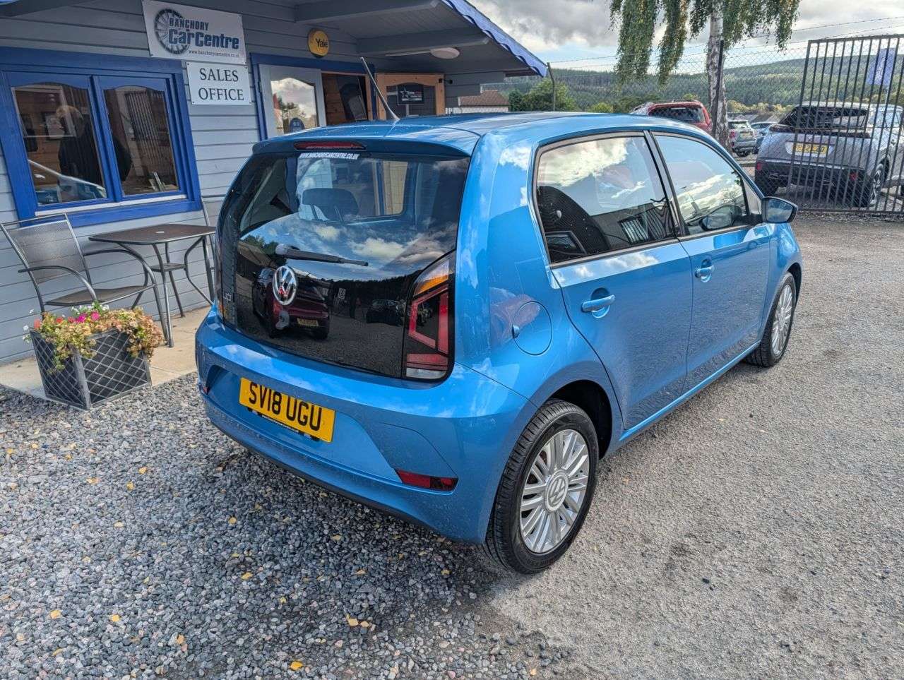 A 2018 VOLKSWAGEN UP! 1.0 Move up! Hatchback 5dr Petrol ASG Euro 6 (s/s) (60 ps) Very Low Mileage A 2018 VOLKSWAGEN UP! 1.0 Move up! Hatchback 5dr Petrol ASG Euro 6 (s/s) (60 ps) Very Low Mileage