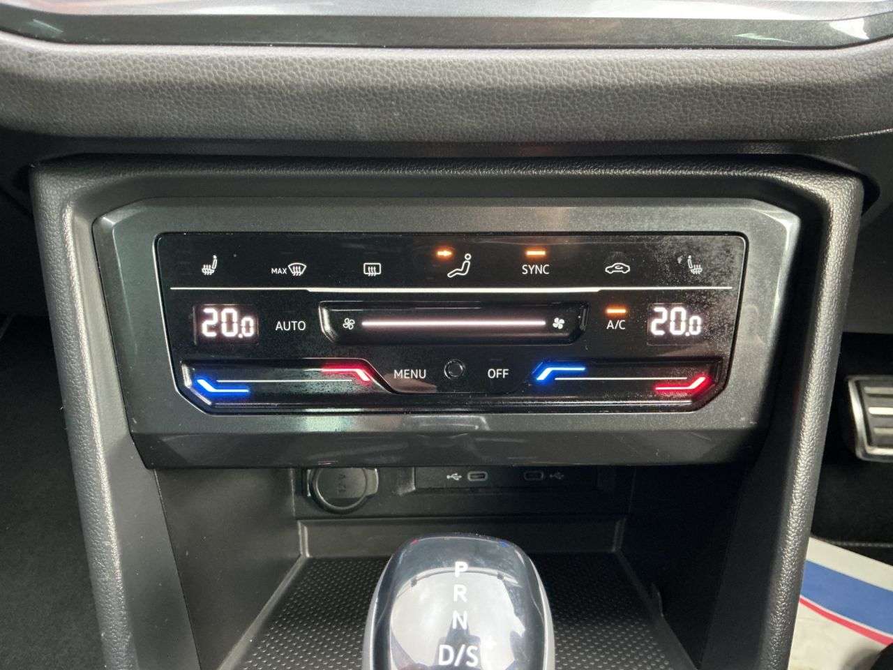 2022 VOLKSWAGEN TIGUAN 2022 VOLKSWAGEN TIGUAN
