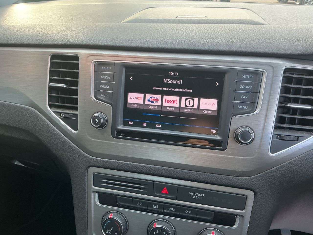 2017 VOLKSWAGEN GOLF SV 2017 VOLKSWAGEN GOLF SV