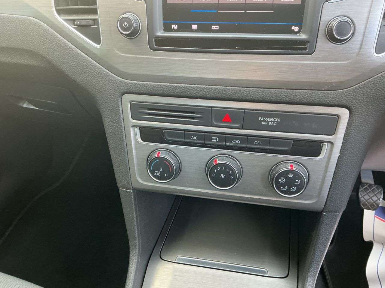 2017 VOLKSWAGEN GOLF SV 2017 VOLKSWAGEN GOLF SV
