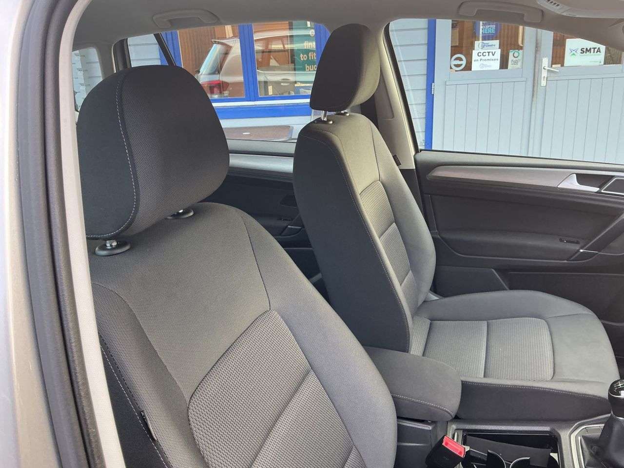 2017 VOLKSWAGEN GOLF SV 2017 VOLKSWAGEN GOLF SV