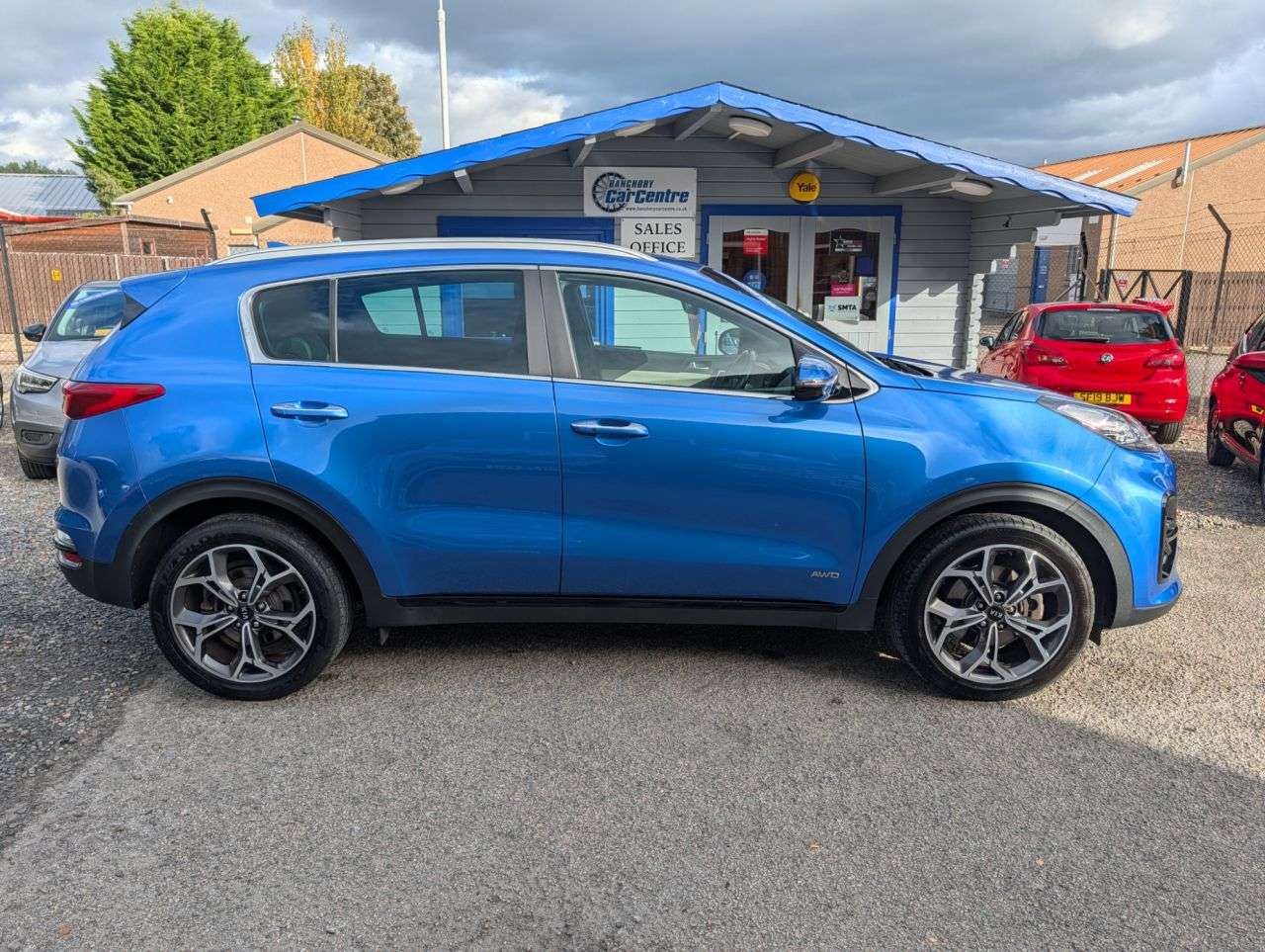A 2021 KIA SPORTAGE 1.6 T-GDi GT-Line SUV 5dr Petrol DCT AWD Euro 6 (s/s) (174 bhp) GT-Line A 2021 KIA SPORTAGE 1.6 T-GDi GT-Line SUV 5dr Petrol DCT AWD Euro 6 (s/s) (174 bhp) GT-Line