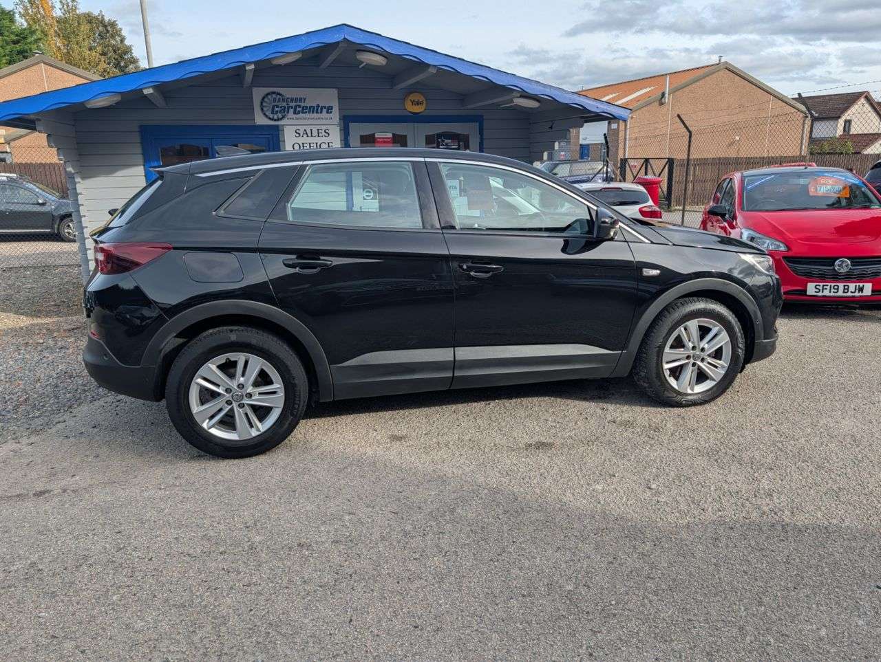 A 2021 VAUXHALL GRANDLAND X 1.5 Turbo D Business Edition Nav SUV 5dr Diesel Manual Euro 6 (s/s) (130 ps A 2021 VAUXHALL GRANDLAND X 1.5 Turbo D Business Edition Nav SUV 5dr Diesel Manual Euro 6 (s/s) (130 ps