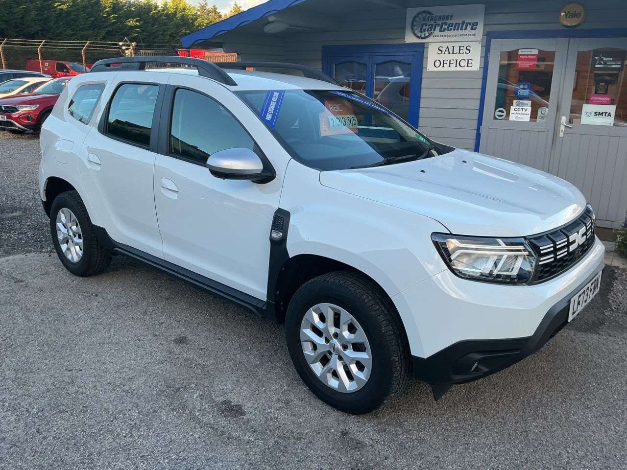A 2023 DACIA DUSTER 1.0 TCe Expression SUV 5dr Petrol Manual Euro 6 (s/s) (90 ps) Very Low Mile A 2023 DACIA DUSTER 1.0 TCe Expression SUV 5dr Petrol Manual Euro 6 (s/s) (90 ps) Very Low Mile