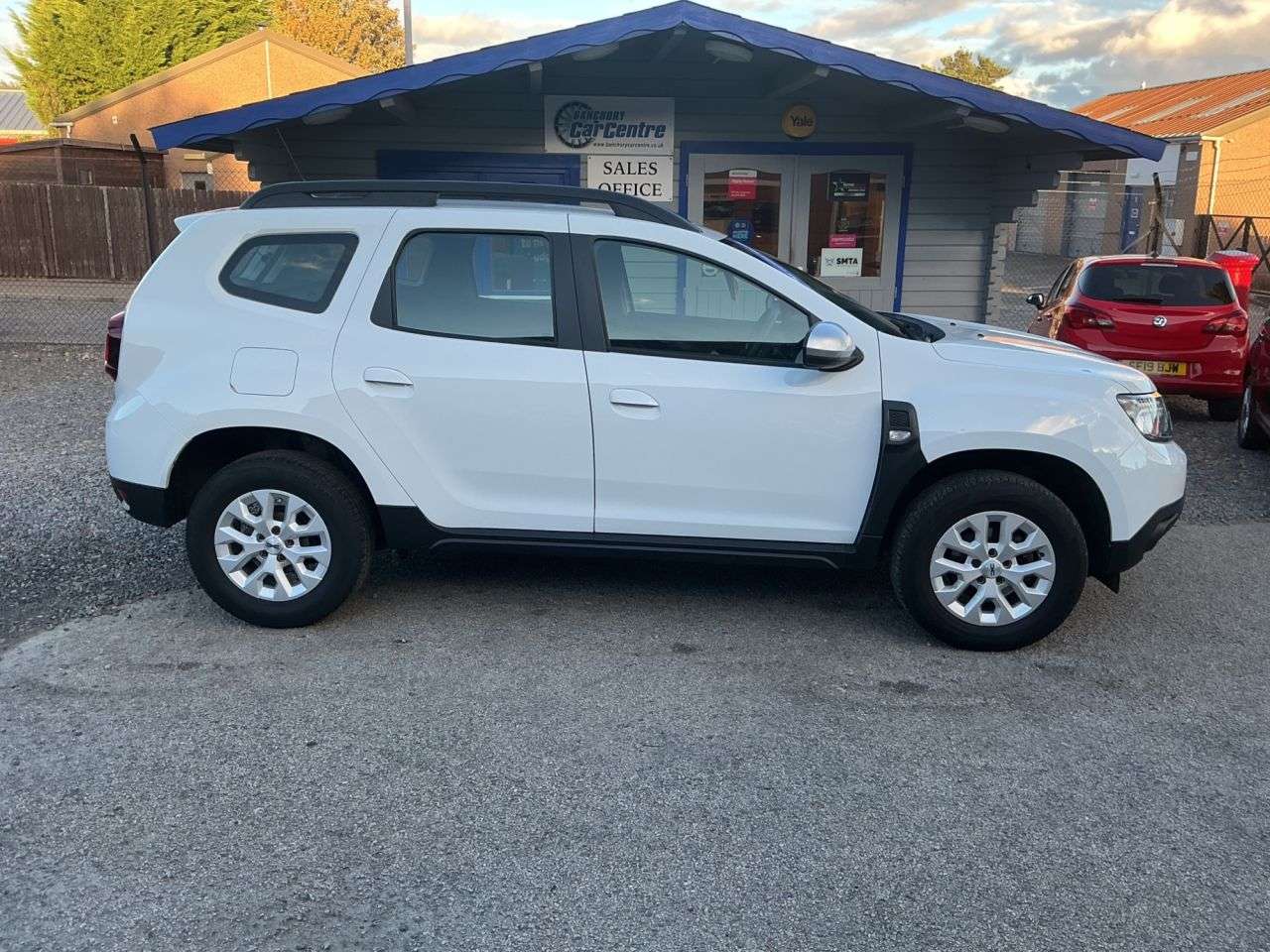 A 2023 DACIA DUSTER 1.0 TCe Expression SUV 5dr Petrol Manual Euro 6 (s/s) (90 ps) Very Low Mile A 2023 DACIA DUSTER 1.0 TCe Expression SUV 5dr Petrol Manual Euro 6 (s/s) (90 ps) Very Low Mile