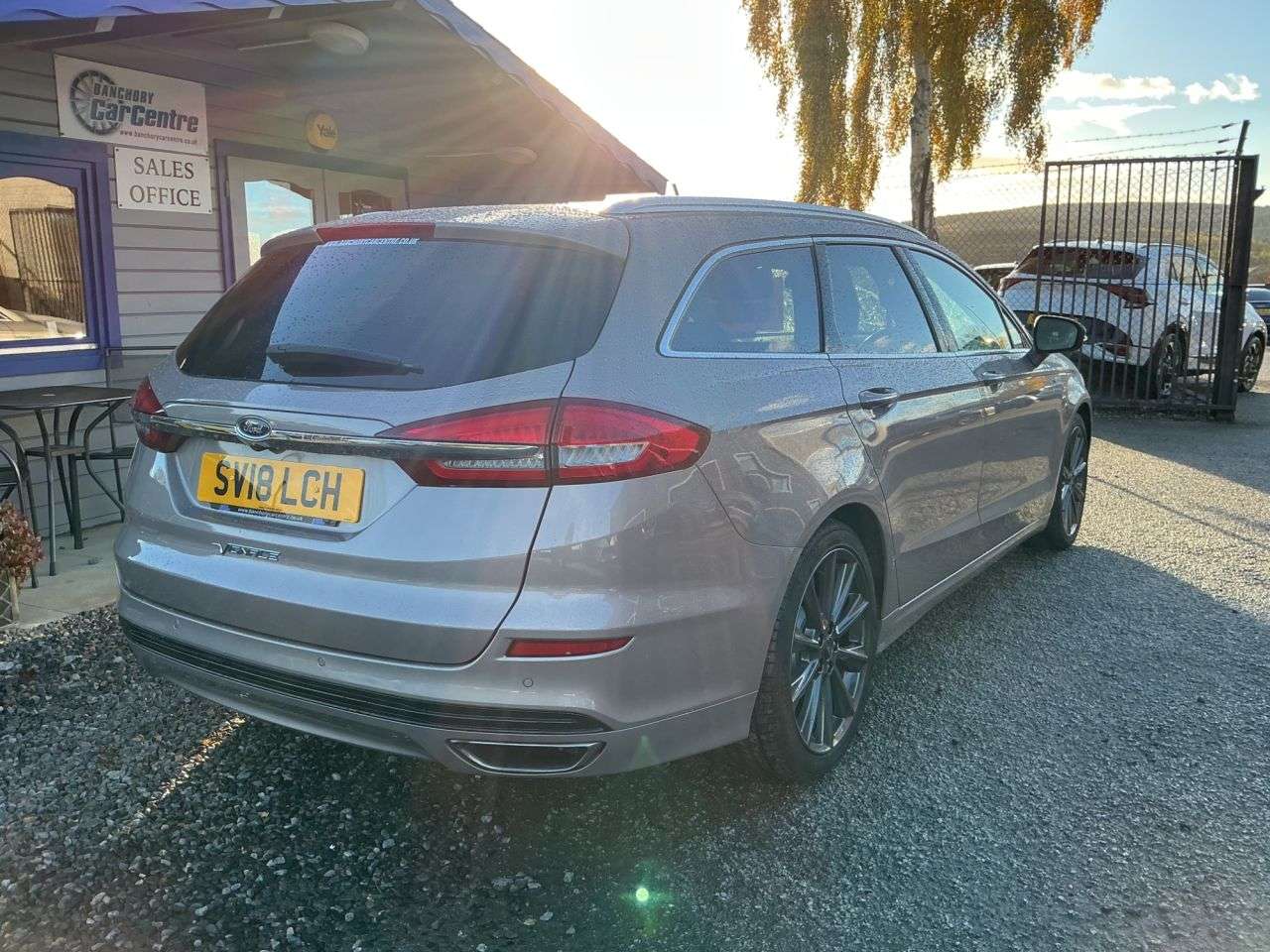 A 2018 FORD MONDEO 2.0T EcoBoost Vignale Estate 5dr Petrol Auto Euro 6 (s/s) (240 ps) Scarce E A 2018 FORD MONDEO 2.0T EcoBoost Vignale Estate 5dr Petrol Auto Euro 6 (s/s) (240 ps) Scarce E