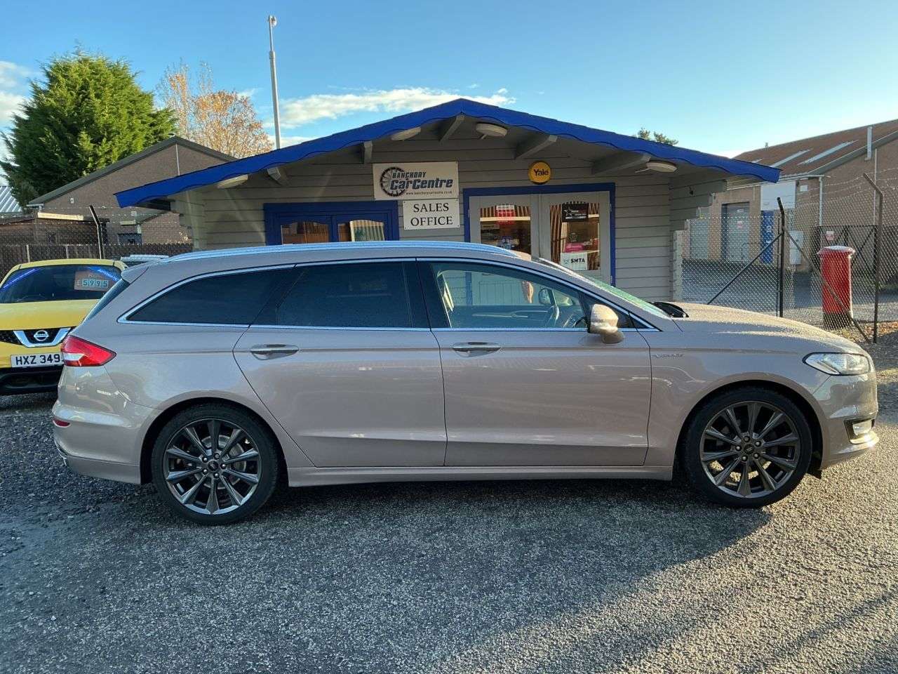 A 2018 FORD MONDEO 2.0T EcoBoost Vignale Estate 5dr Petrol Auto Euro 6 (s/s) (240 ps) Scarce E A 2018 FORD MONDEO 2.0T EcoBoost Vignale Estate 5dr Petrol Auto Euro 6 (s/s) (240 ps) Scarce E