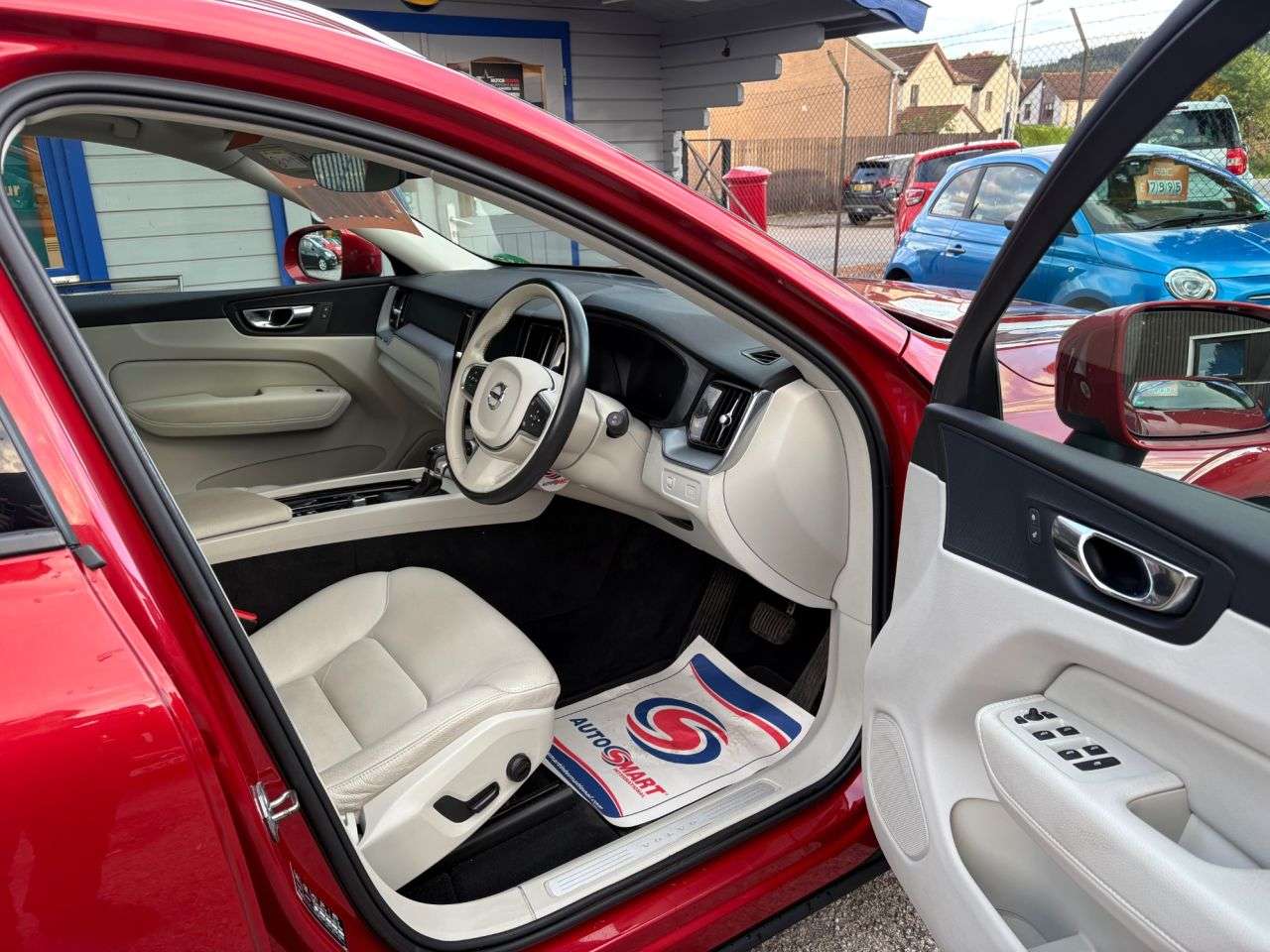 2019 VOLVO XC60 2019 VOLVO XC60
