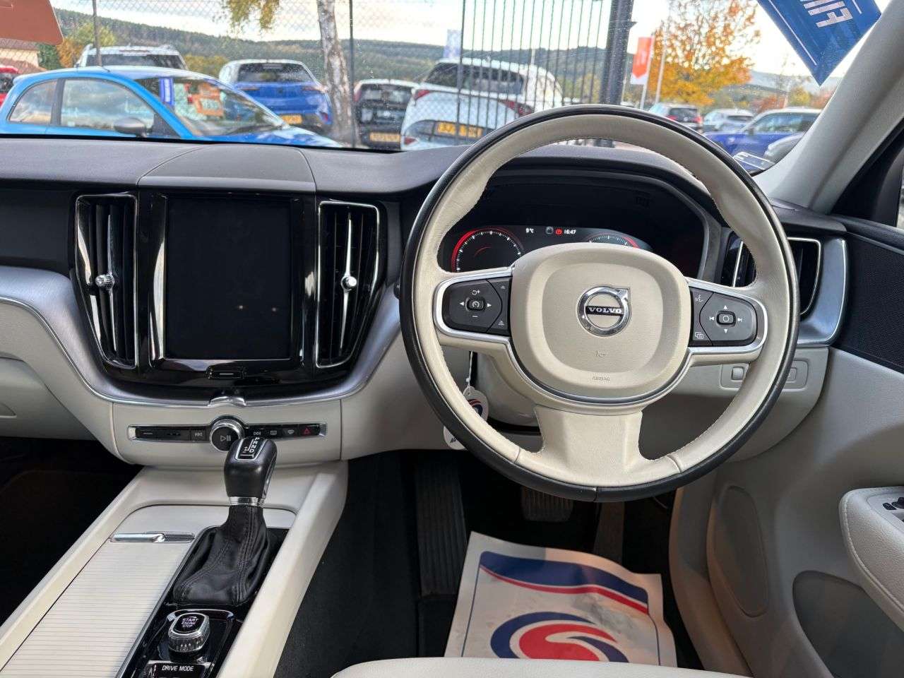 2019 VOLVO XC60 2019 VOLVO XC60