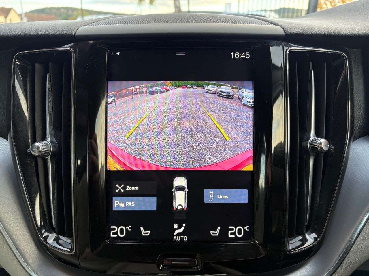 2019 VOLVO XC60 2019 VOLVO XC60