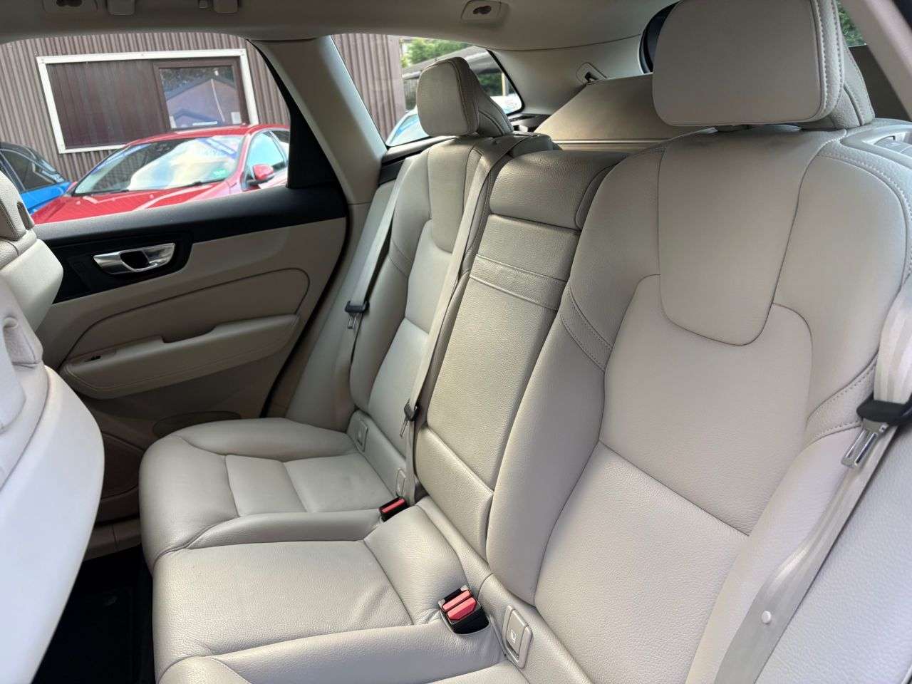 2019 VOLVO XC60 2019 VOLVO XC60