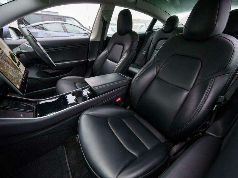 2019 TESLA MODEL 3 2019 TESLA MODEL 3