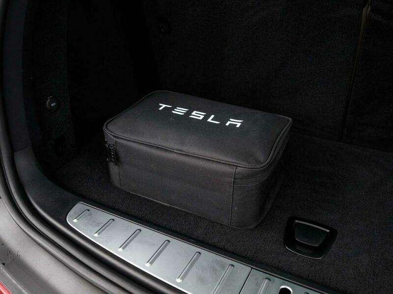 2018 TESLA MODEL X 2018 TESLA MODEL X