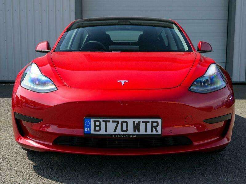 A 2020 TESLA MODEL 3 Standard Range Plus Saloon 4dr Electric Auto RWD (241 bhp) A 2020 TESLA MODEL 3 Standard Range Plus Saloon 4dr Electric Auto RWD (241 bhp)