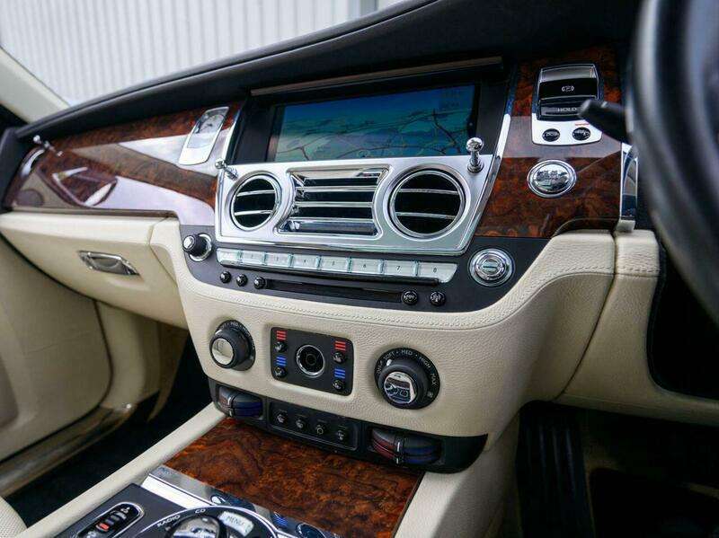 2012 ROLLS-ROYCE GHOST 2012 ROLLS-ROYCE GHOST