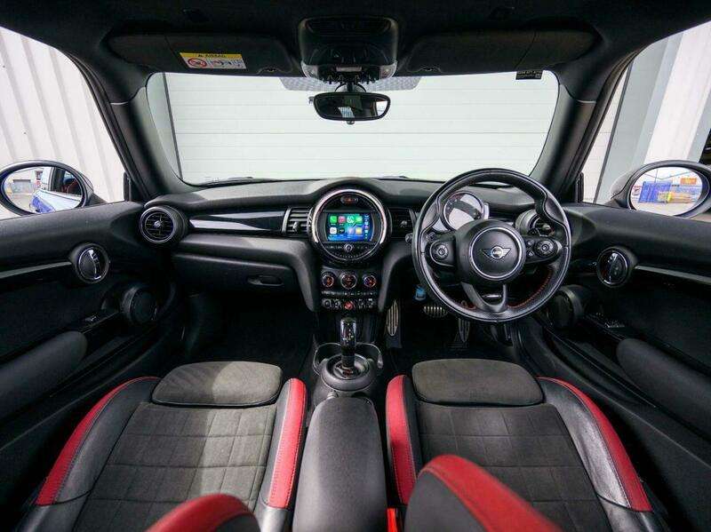A 2019 MINI HATCH 2.0 John Cooper Works Hatchback 3dr Petrol Steptronic Euro 6 (s/s) (231 ps) A 2019 MINI HATCH 2.0 John Cooper Works Hatchback 3dr Petrol Steptronic Euro 6 (s/s) (231 ps)