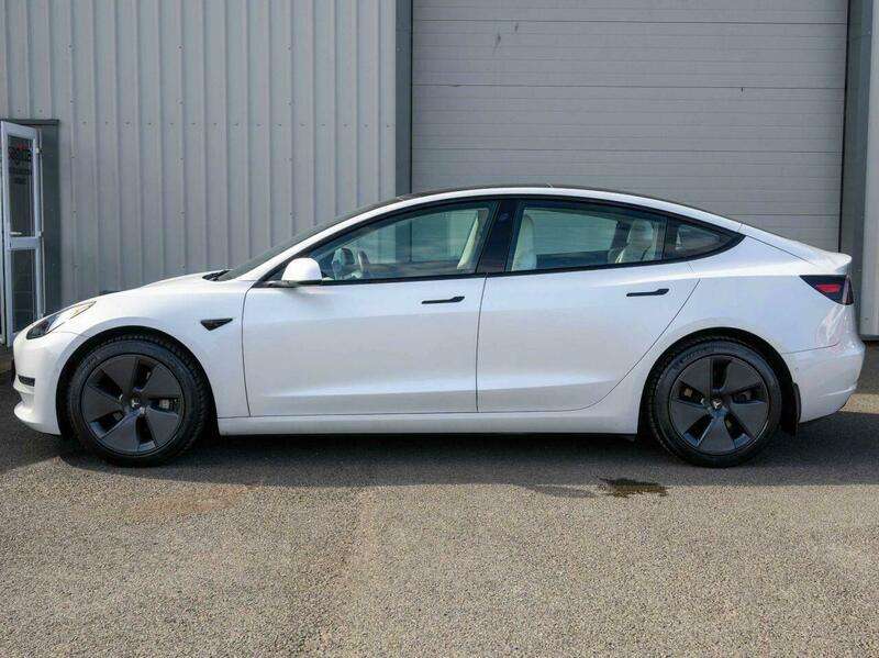 2020 TESLA MODEL 3 2020 TESLA MODEL 3