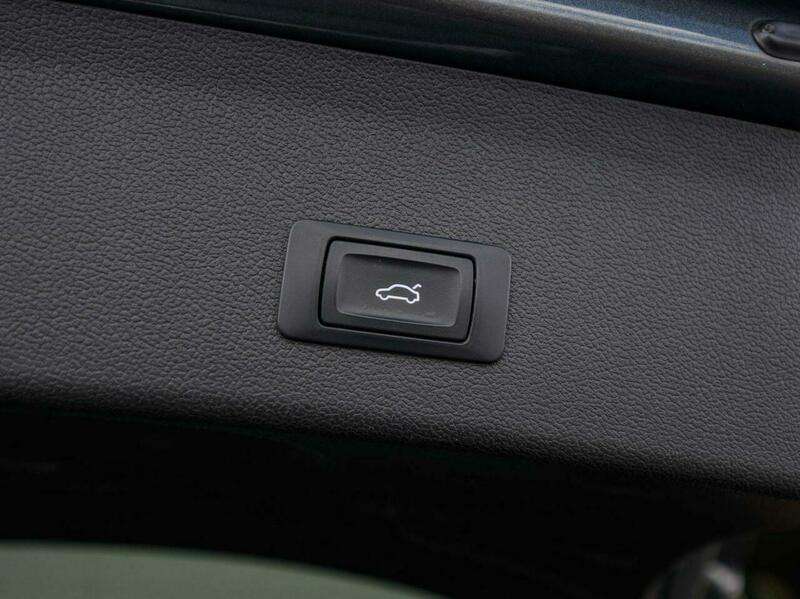 2013 AUDI RS4 2013 AUDI RS4