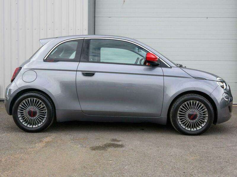 2022 FIAT 500 2022 FIAT 500