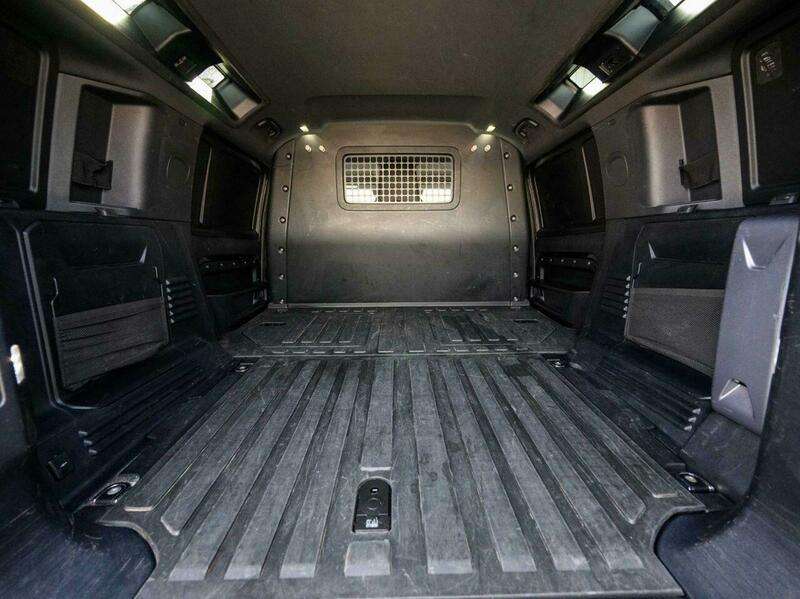 A 2021 LAND ROVER DEFENDER 3.0 D250 MHEV SE Hard Top SUV 5dr Diesel Auto 4WD MWB Euro 6 (s/s) (250 ps) A 2021 LAND ROVER DEFENDER 3.0 D250 MHEV SE Hard Top SUV 5dr Diesel Auto 4WD MWB Euro 6 (s/s) (250 ps)