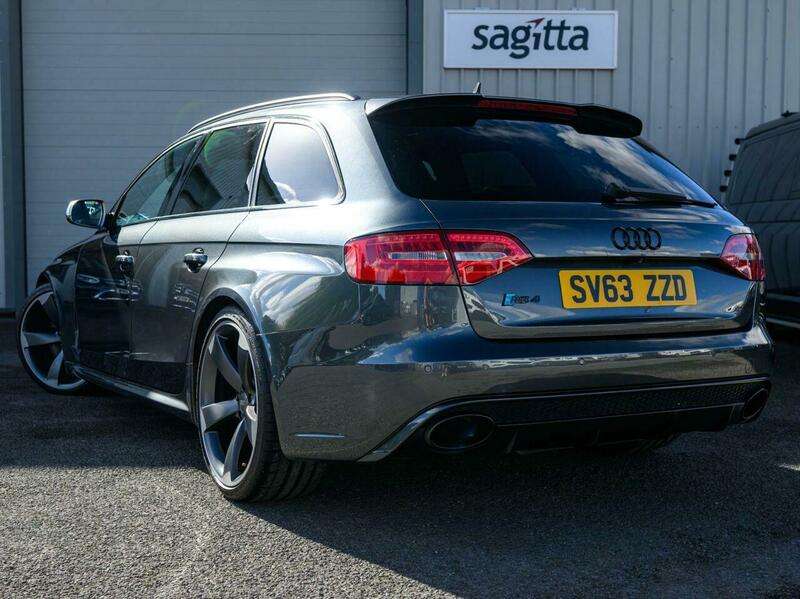 2013 AUDI RS4 2013 AUDI RS4
