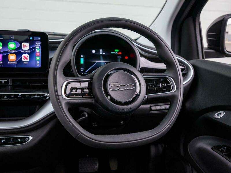 2022 FIAT 500 2022 FIAT 500