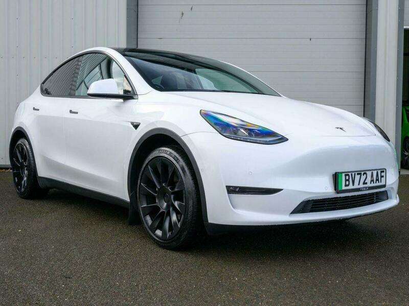 A 2022 TESLA MODEL Y (Dual Motor) Long Range SUV 5dr Electric Auto 4WDE (384 bhp) A 2022 TESLA MODEL Y (Dual Motor) Long Range SUV 5dr Electric Auto 4WDE (384 bhp)