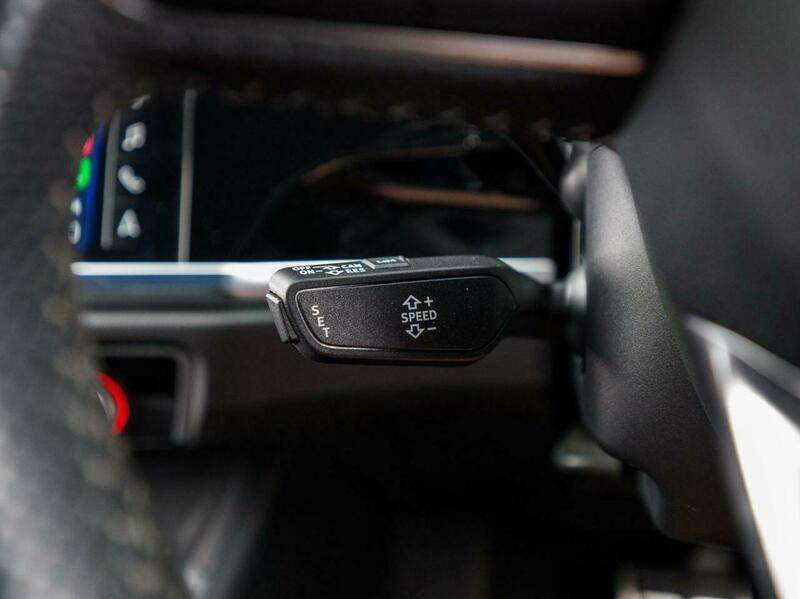 2019 AUDI Q3 2019 AUDI Q3