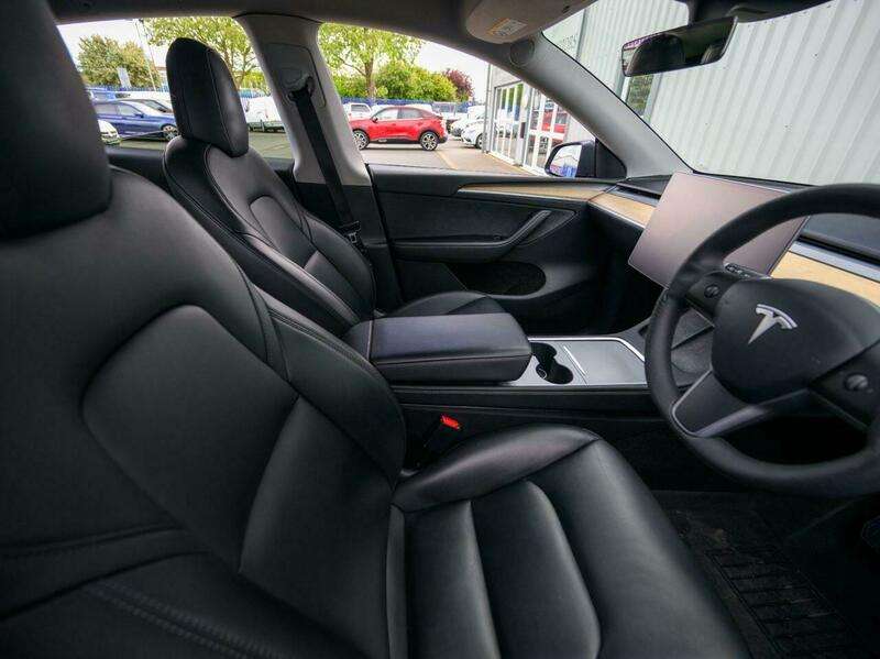 2022 TESLA MODEL Y 2022 TESLA MODEL Y