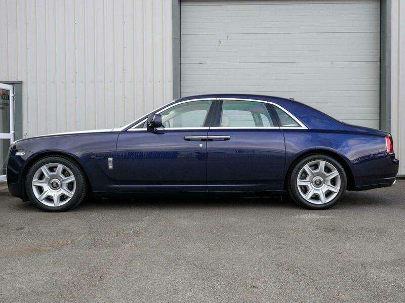 2012 ROLLS-ROYCE GHOST 2012 ROLLS-ROYCE GHOST