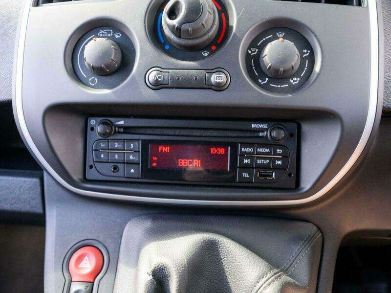 2017 RENAULT KANGOO 2017 RENAULT KANGOO