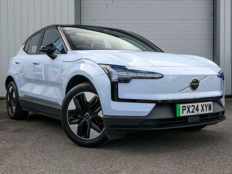 A 2024 VOLVO Single Motor 51kWh Plus SUV 5dr Electric Auto (272 ps) A 2024 VOLVO Single Motor 51kWh Plus SUV 5dr Electric Auto (272 ps)