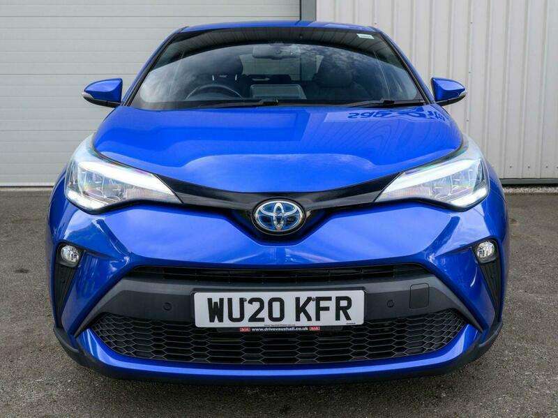 A 2020 TOYOTA C-HR 1.8 VVT-h Design SUV 5dr Petrol Hybrid CVT Euro 6 (s/s) (122 ps) A 2020 TOYOTA C-HR 1.8 VVT-h Design SUV 5dr Petrol Hybrid CVT Euro 6 (s/s) (122 ps)