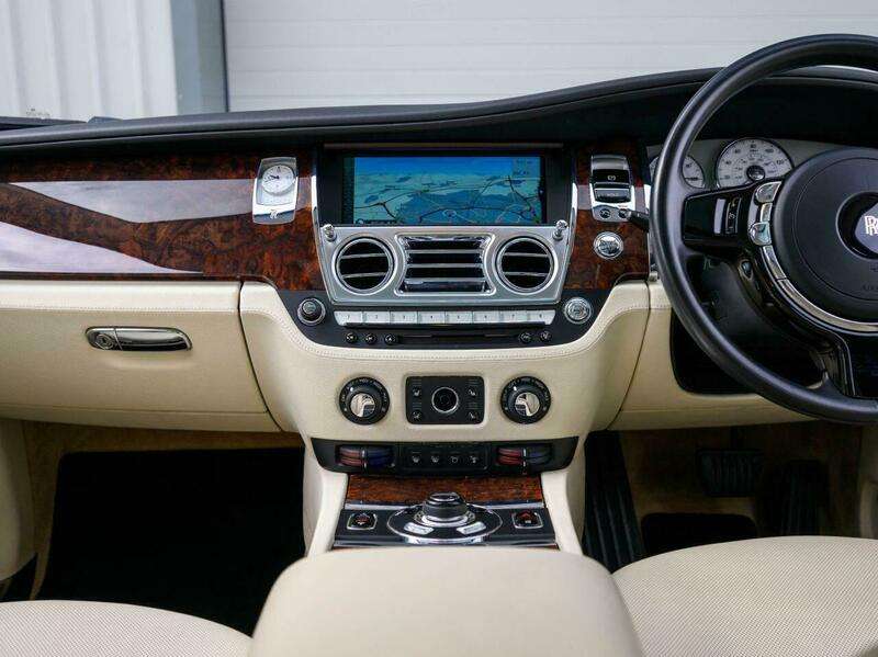 2012 ROLLS-ROYCE GHOST 2012 ROLLS-ROYCE GHOST
