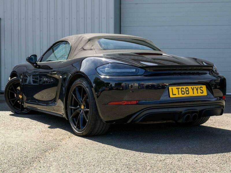 2018 PORSCHE BOXSTER 2018 PORSCHE BOXSTER