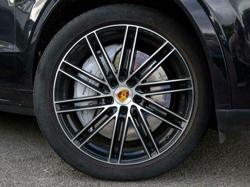 2018 PORSCHE CAYENNE 2018 PORSCHE CAYENNE