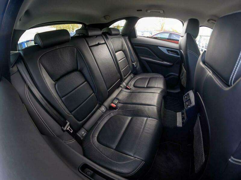 2017 JAGUAR F-PACE 2017 JAGUAR F-PACE