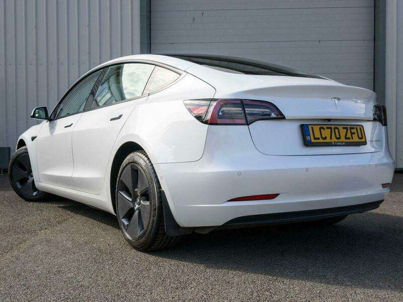 A 2020 TESLA MODEL 3 (Dual Motor) Long Range Saloon 4dr Electric Auto 4WDE (346 ps) A 2020 TESLA MODEL 3 (Dual Motor) Long Range Saloon 4dr Electric Auto 4WDE (346 ps)