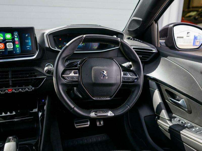 2021 PEUGEOT 208 2021 PEUGEOT 208