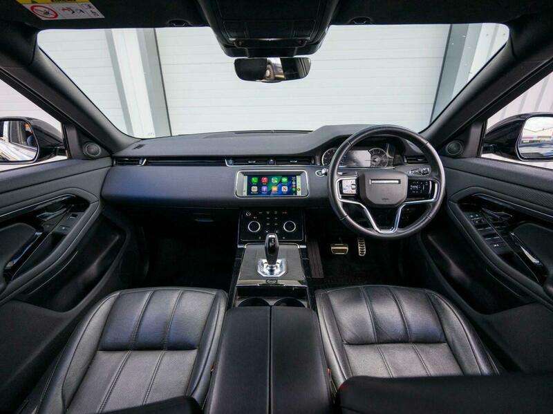 A 2023 LAND ROVER RANGE ROVER EVOQUE 1.5 P300e 12.2kWh R-Dynamic S SUV 5dr Petrol Plug-in Hybrid Auto 4WD Euro 6 (s/s) (309 ps) A 2023 LAND ROVER RANGE ROVER EVOQUE 1.5 P300e 12.2kWh R-Dynamic S SUV 5dr Petrol Plug-in Hybrid Auto 4WD Euro 6 (s/s) (309 ps)