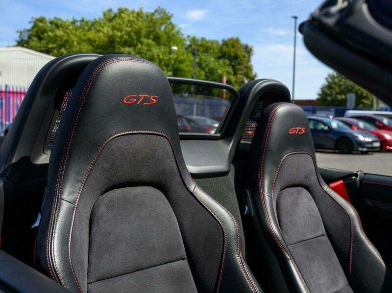 2018 PORSCHE BOXSTER 2018 PORSCHE BOXSTER
