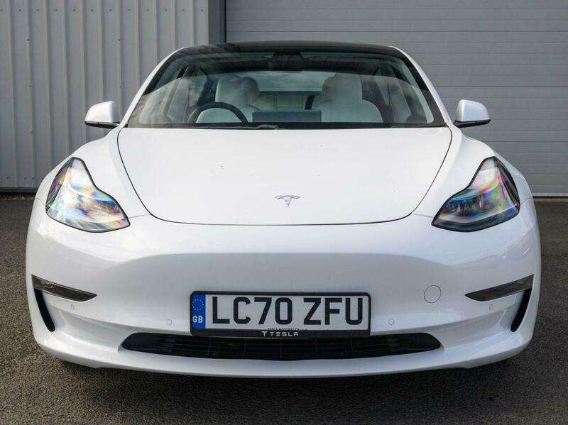 A 2020 TESLA MODEL 3 (Dual Motor) Long Range Saloon 4dr Electric Auto 4WDE (346 ps) A 2020 TESLA MODEL 3 (Dual Motor) Long Range Saloon 4dr Electric Auto 4WDE (346 ps)