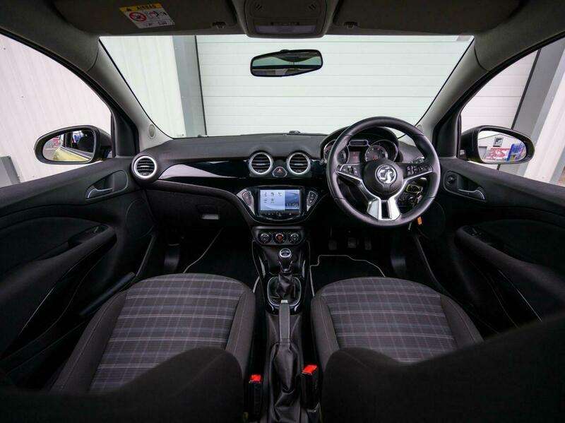 A 2013 VAUXHALL ADAM 1.2 16v GLAM Hatchback 3dr Petrol Manual Euro 5 (70 ps) A 2013 VAUXHALL ADAM 1.2 16v GLAM Hatchback 3dr Petrol Manual Euro 5 (70 ps)