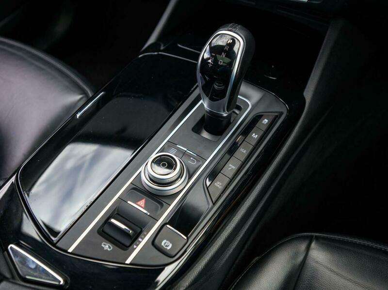 2017 MASERATI LEVANTE 2017 MASERATI LEVANTE