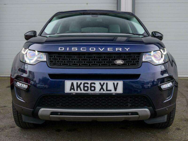 A 2016 LAND ROVER DISCOVERY SPORT 2.0 TD4 HSE SUV 5dr Diesel Manual 4WD Euro 6 (s/s) (180 ps) A 2016 LAND ROVER DISCOVERY SPORT 2.0 TD4 HSE SUV 5dr Diesel Manual 4WD Euro 6 (s/s) (180 ps)