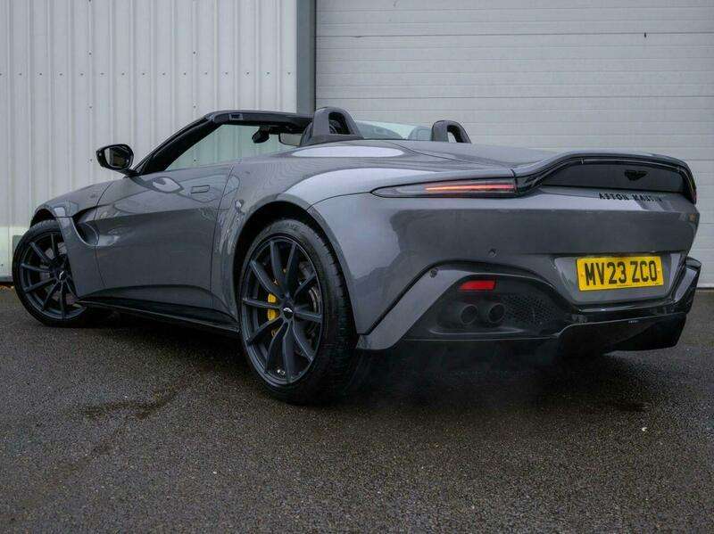 null ASTON MARTIN VANTAGE null ASTON MARTIN VANTAGE