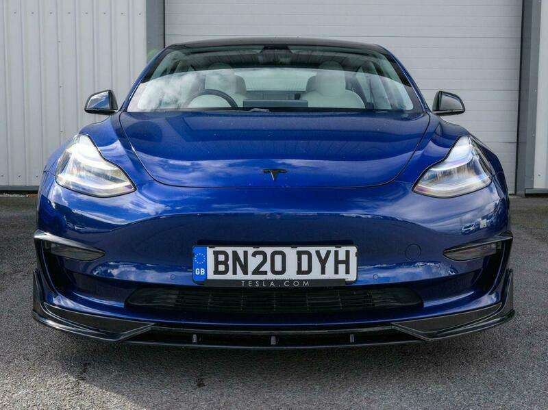 A 2020 TESLA MODEL 3 (Dual Motor) Long Range Saloon 4dr Electric Auto 4WDE (346 ps) A 2020 TESLA MODEL 3 (Dual Motor) Long Range Saloon 4dr Electric Auto 4WDE (346 ps)