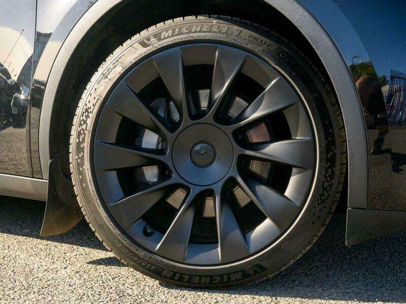 2022 TESLA MODEL Y 2022 TESLA MODEL Y