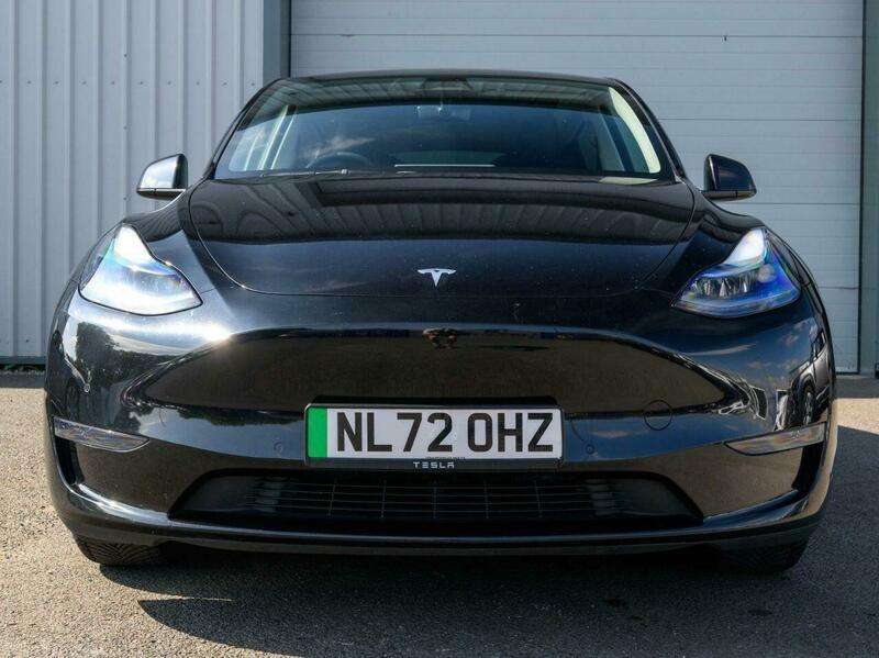 A 2022 TESLA MODEL Y (Dual Motor) Long Range SUV 5dr Electric Auto 4WDE (384 bhp) A 2022 TESLA MODEL Y (Dual Motor) Long Range SUV 5dr Electric Auto 4WDE (384 bhp)